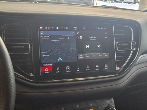 Used 2025 Dodge Durango GT image 22