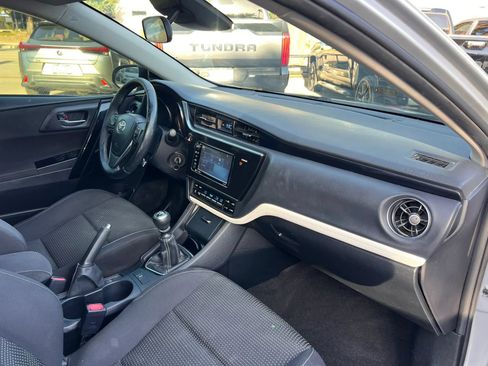 Used 2017 Toyota Corolla iM w/ Carpet Mat Package FWD image 27