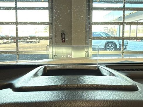 Used 2022 GMC Terrain SLT w/ Infotainment Package II image 36