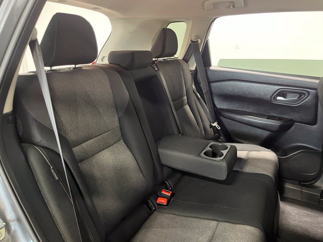 Used 2025 Nissan Rogue SV AWD/4WD image 14