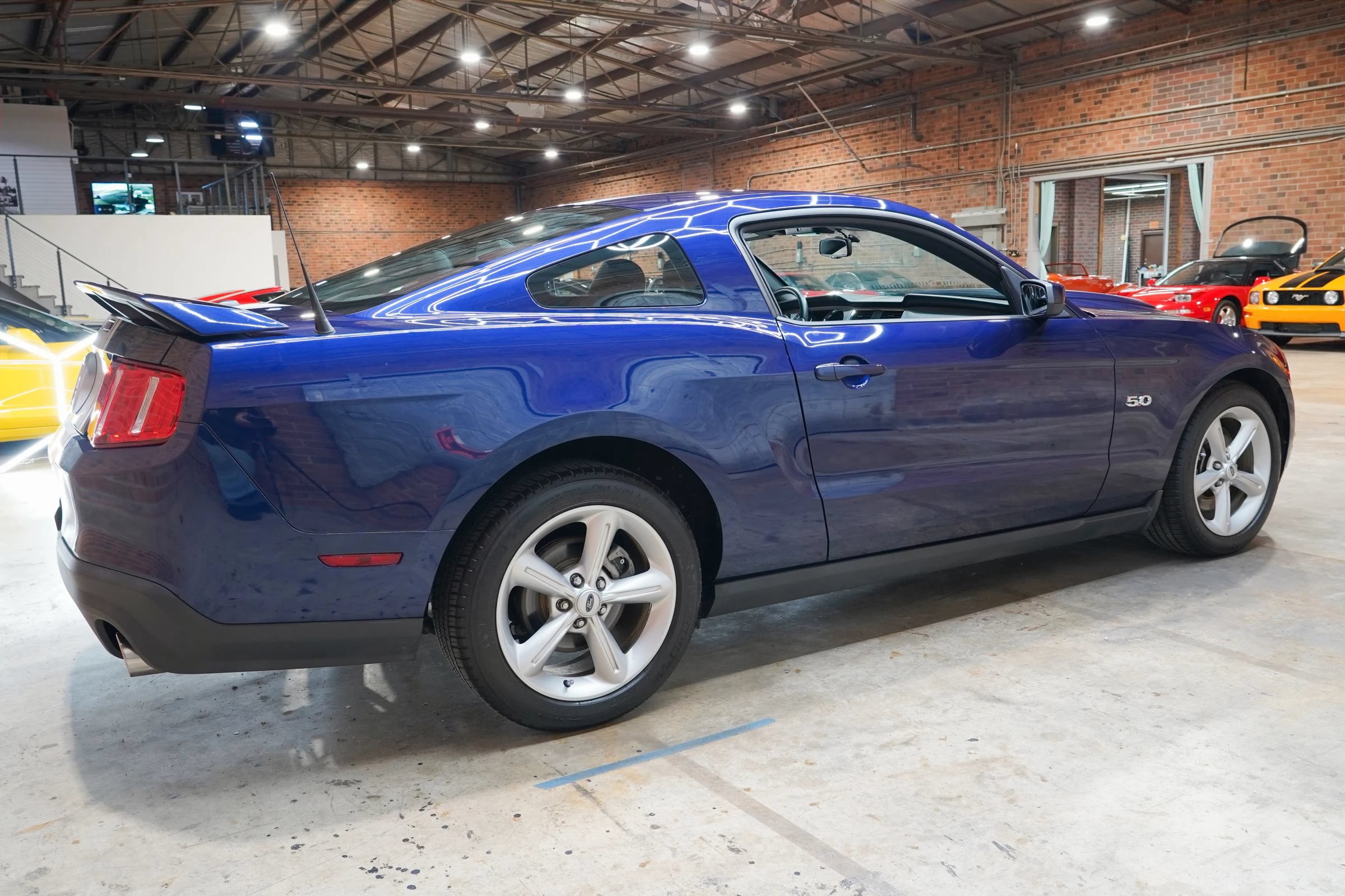 Used 2012 Ford Mustang GT Premium w/ GT Coupe Accessory Pkg 4 RWD image 14