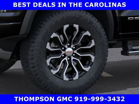 New 2026 GMC Canyon Denali image 12