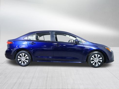 Used 2020 Toyota Corolla LE image 8