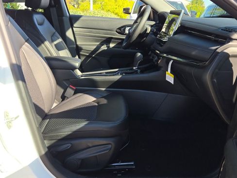 New 2026 Jeep Compass Latitude image 7