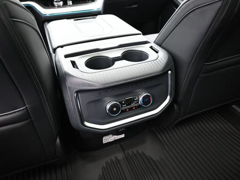 New 2026 Ford Expedition Platinum AWD/4WD image 28