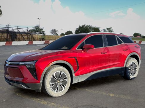 Used 2024 Chevrolet Blazer EV LT AWD/4WD image 5