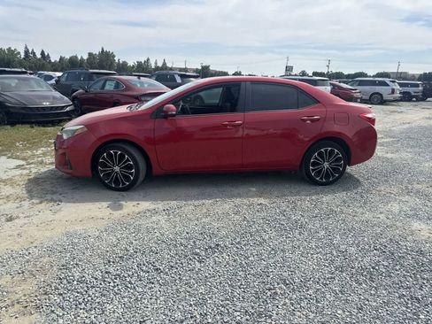 Used 2014 Toyota Corolla S image 8