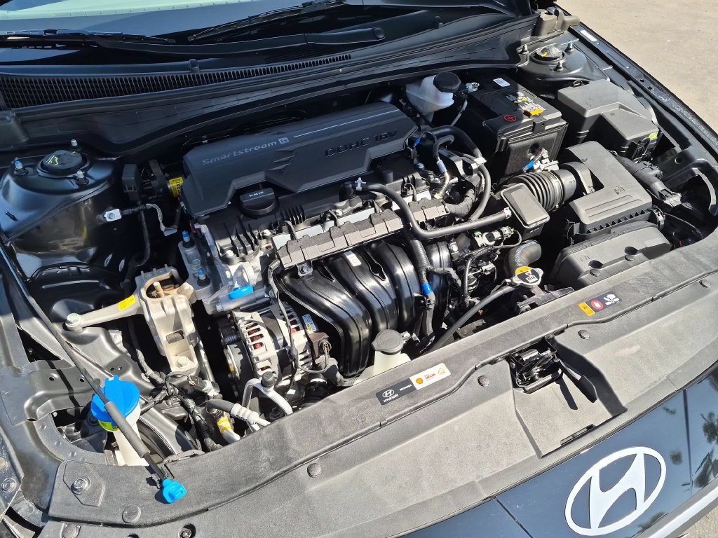 Used 2026 Hyundai Elantra Sport FWD image 35
