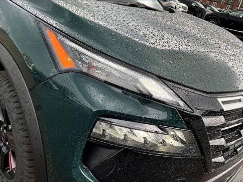 New 2026 Nissan Rogue SV AWD/4WD image 8
