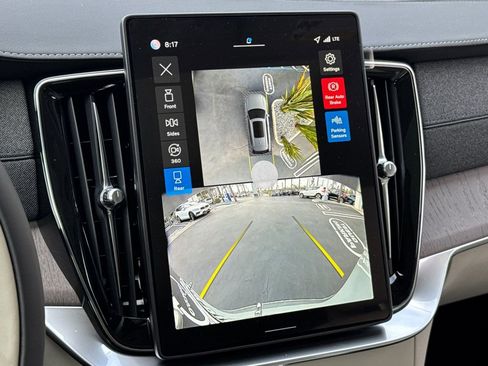 New 2026 Volvo XC90 T8 Ultra w/ Protection Package Premier image 20