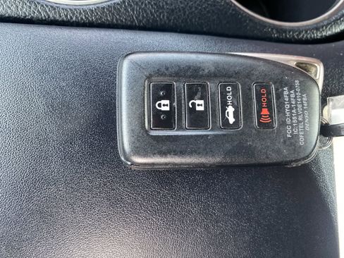 Used 2016 Lexus IS 350 AWD image 41