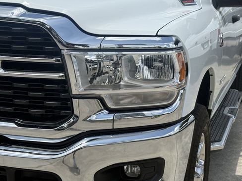 Used 2024 RAM 2500 Big Horn AWD/4WD image 10