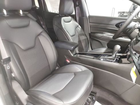 New 2026 Jeep Compass Latitude image 27