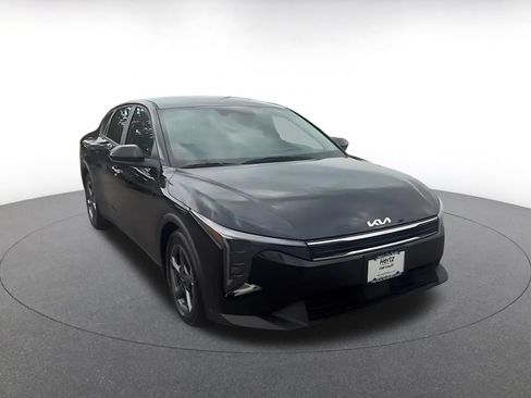 Used 2026 Kia K4 FWD image 3