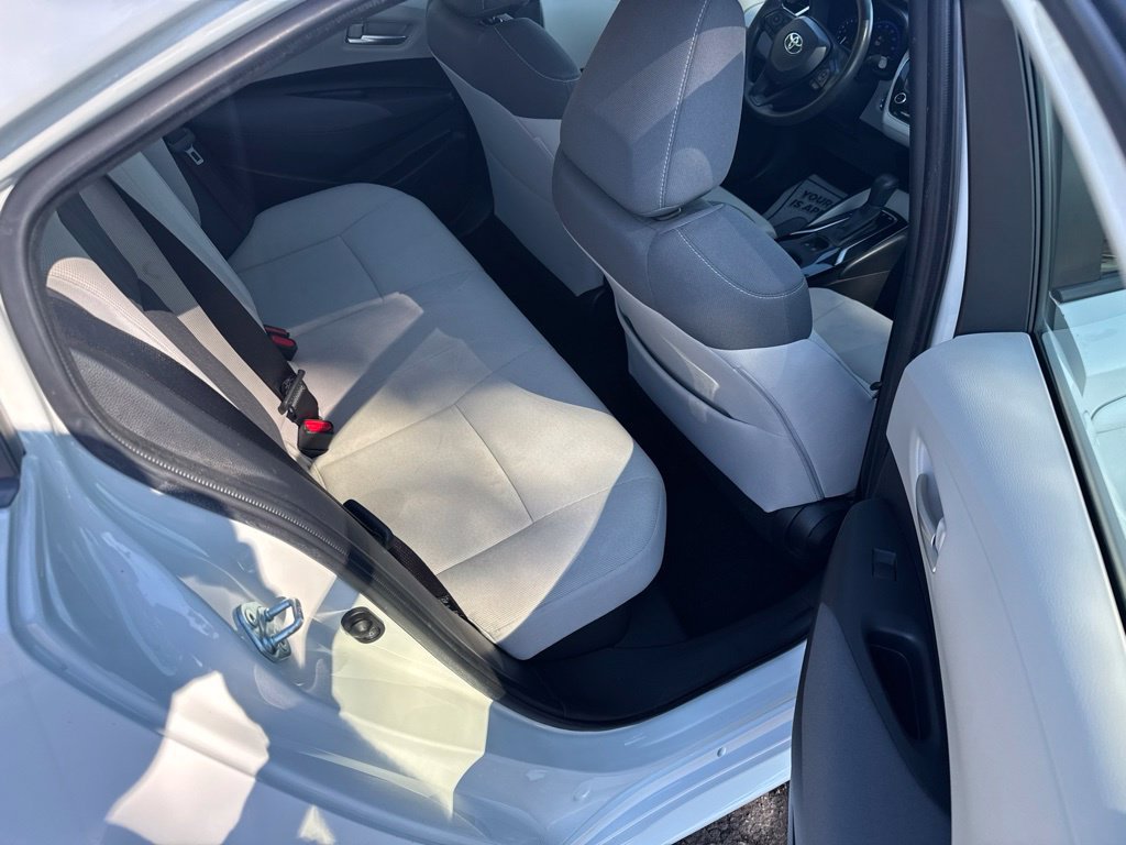 Used 2020 Toyota Corolla LE FWD image 11