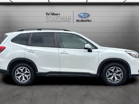 Used 2019 Subaru Forester Premium w/ All-Weather Package AWD/4WD image 3