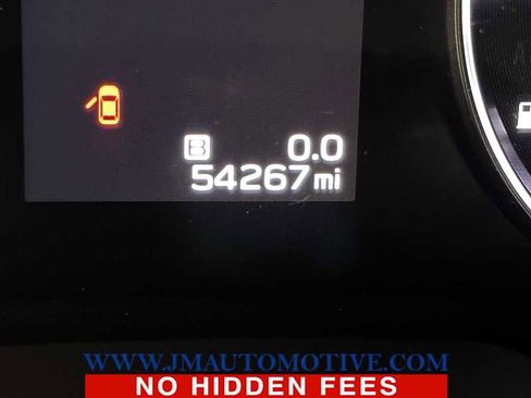 Used 2020 Subaru Legacy Premium image 21