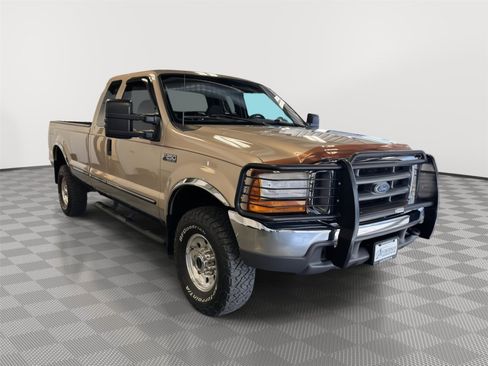 Used 1999 Ford F250 XLT image 5