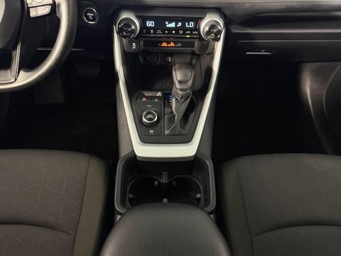 Used 2025 Toyota RAV4 XLE AWD/4WD image 16