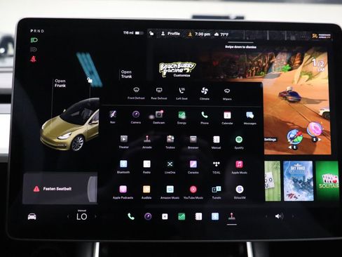 Used 2020 Tesla Model 3 Standard Range Plus image 16