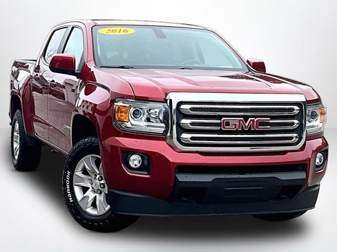Used 2016 GMC Canyon SLE w/ SLE Convenience Package AWD/4WD image 3