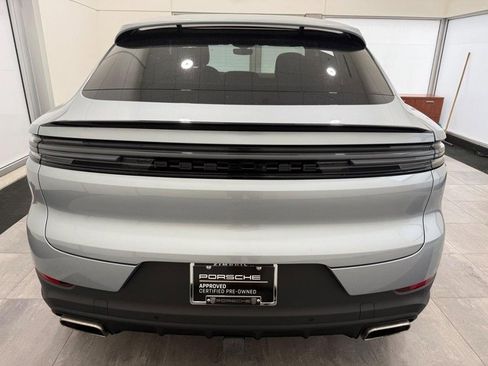 Certified 2024 Porsche Cayenne Coupe image 6