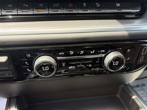 New 2026 Chevrolet Silverado 1500 High Country w/ Technology Package AWD/4WD image 25