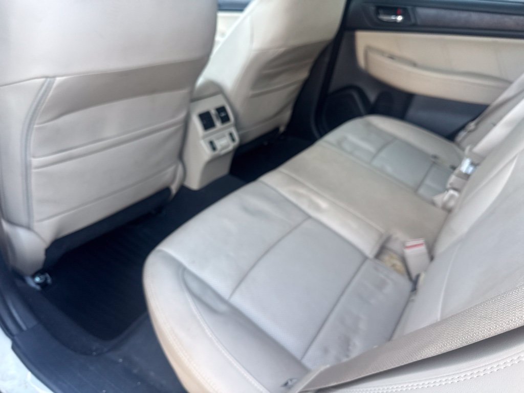 Used 2018 Subaru Outback 3.6R Limited AWD/4WD image 8