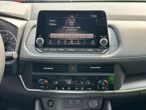 New 2026 Nissan Rogue SV image 7