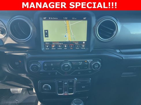 Used 2020 Jeep Gladiator Overland image 23