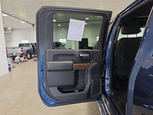 Used 2022 Chevrolet Silverado 3500 High Country w/ Safety Package II AWD/4WD image 35