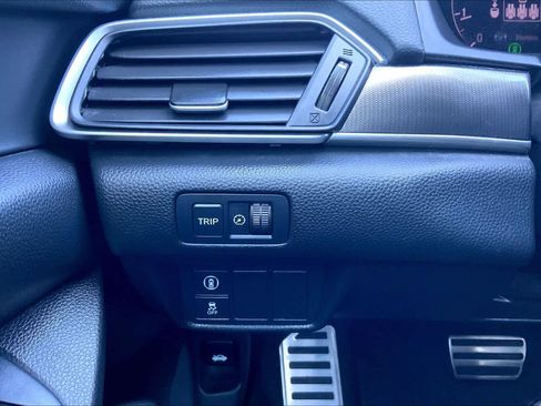 Used 2021 Honda Accord Sport image 33