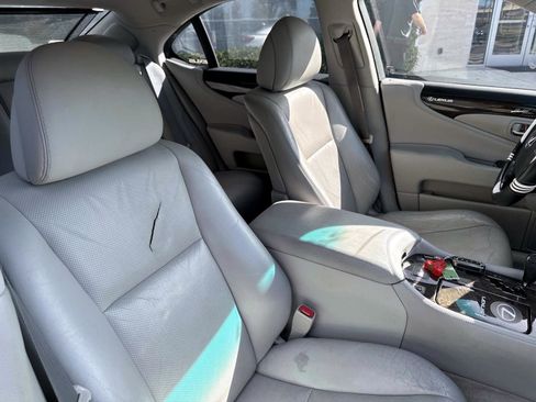 Used 2011 Lexus LS 460 image 15