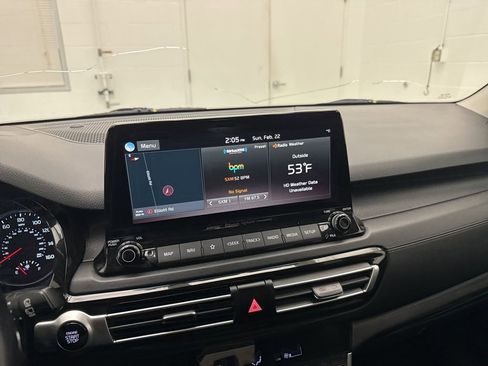 Used 2021 Kia Seltos SX image 16