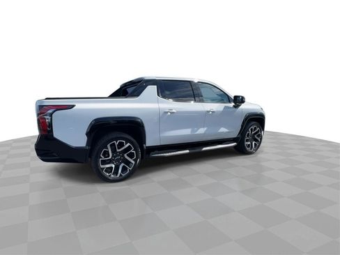 New 2024 Chevrolet Silverado EV RST image 8