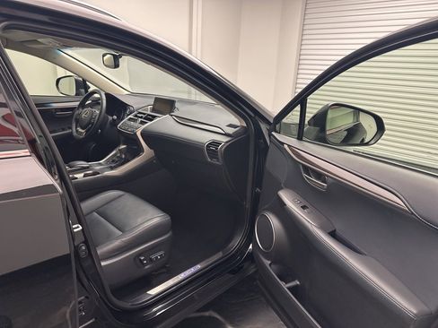 Used 2015 Lexus NX 300h AWD image 8