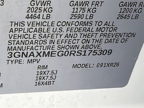 Used 2024 Chevrolet Equinox RS image 33