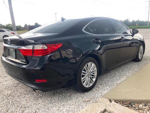 Used 2014 Lexus ES 350 w/ Luxury Package FWD image 6
