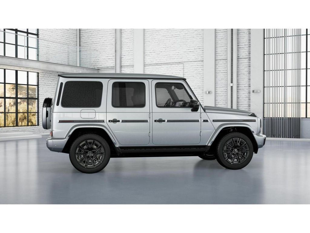 Certified 2025 Mercedes-Benz G 580 w/ EQ Technology image 17