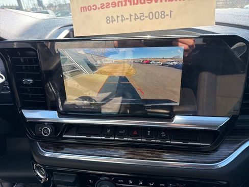 Certified 2024 Chevrolet Silverado 2500 LT image 46