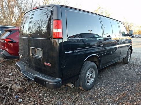 Used 2024 GMC Savana 2500 LS image 6