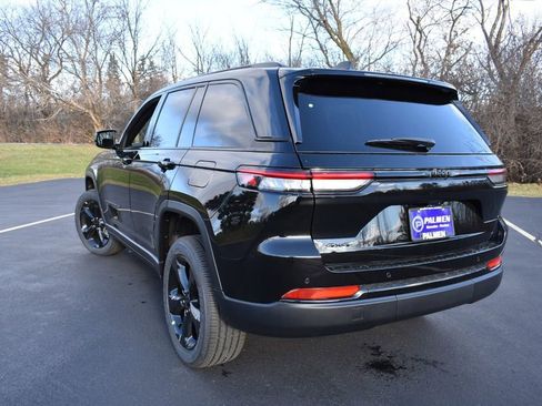 New 2025 Jeep Grand Cherokee Altitude AWD/4WD image 6
