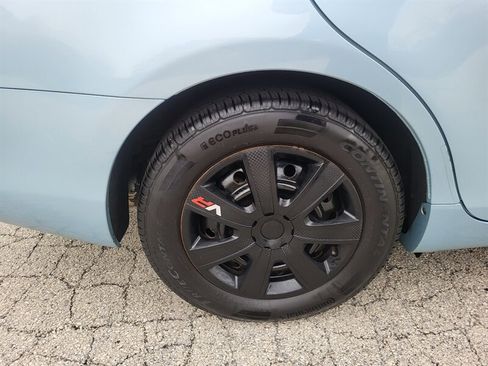 Used 2009 Toyota Camry LE image 31