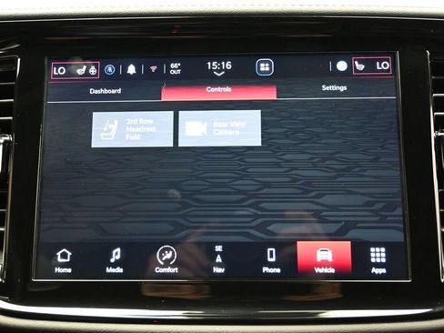 Used 2023 Dodge Durango R/T w/ Tow 'N Go Group AWD/4WD image 39