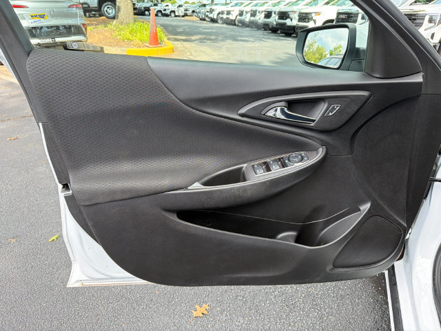 Used 2022 Chevrolet Malibu LT FWD image 10