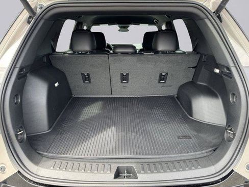 New 2026 GMC Terrain AT4 w/ LPO, Floor Liner Package image 12