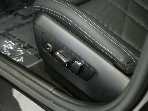 Used 2026 BMW 530i RWD image 23