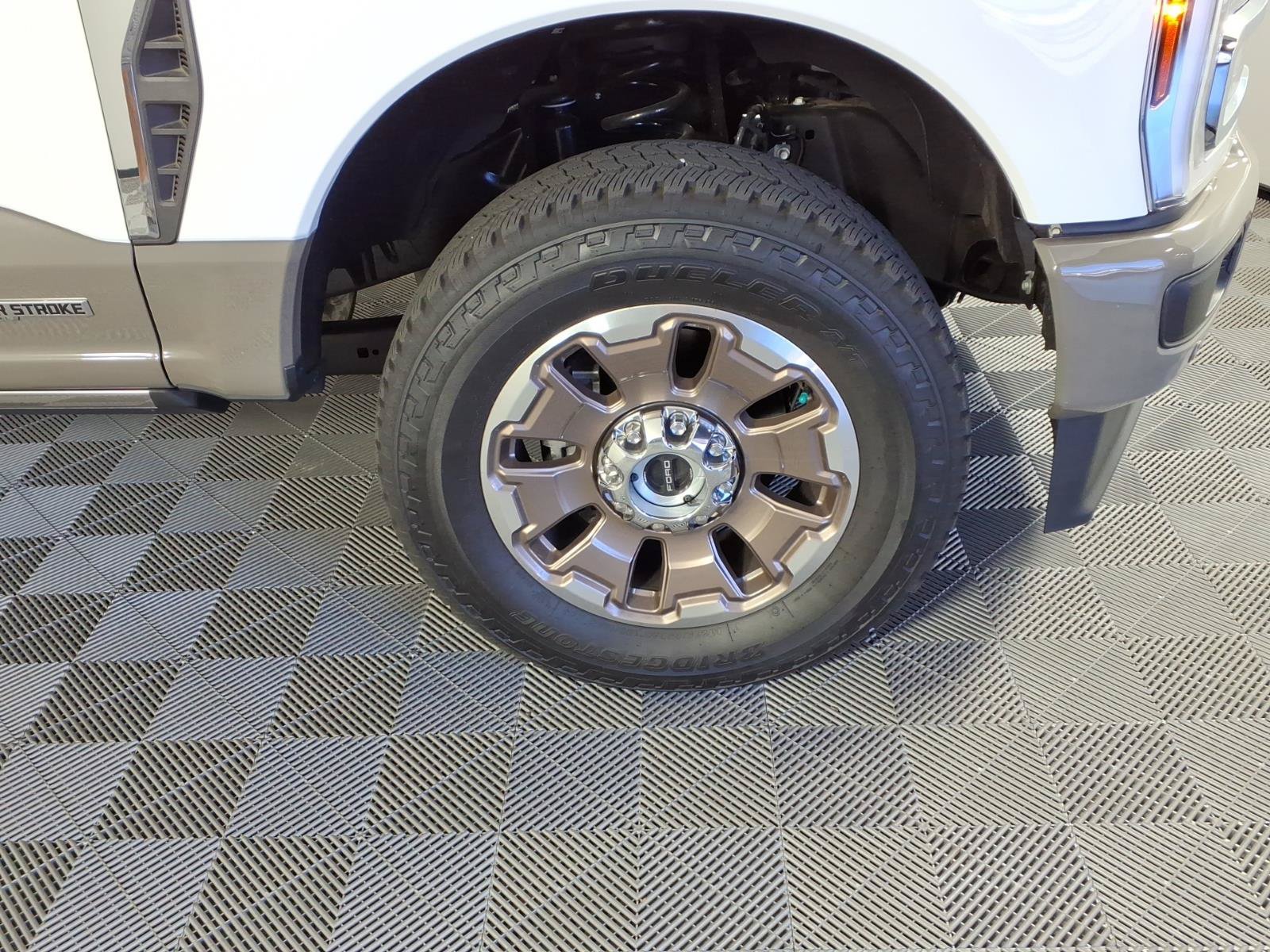Used 2026 Ford F350 King Ranch AWD/4WD image 6