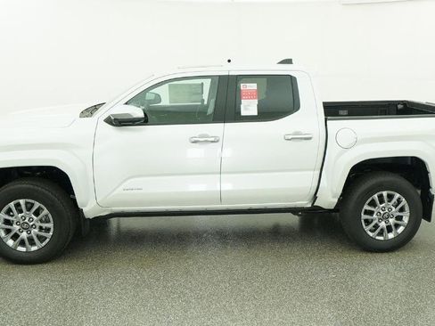 New 2026 Toyota Tacoma Limited AWD/4WD image 43