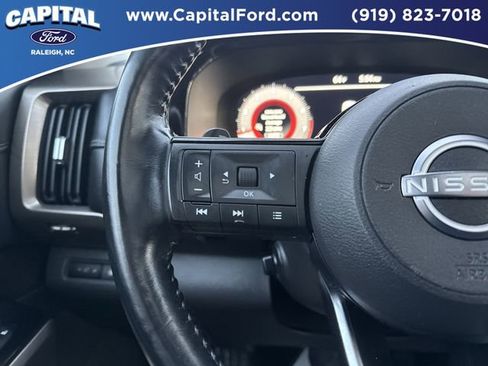 Used 2022 Nissan Pathfinder Platinum w/ Cargo Package image 22